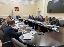 Владимир Якушев поручил регионам проводить выездные совещания на строительных объектах